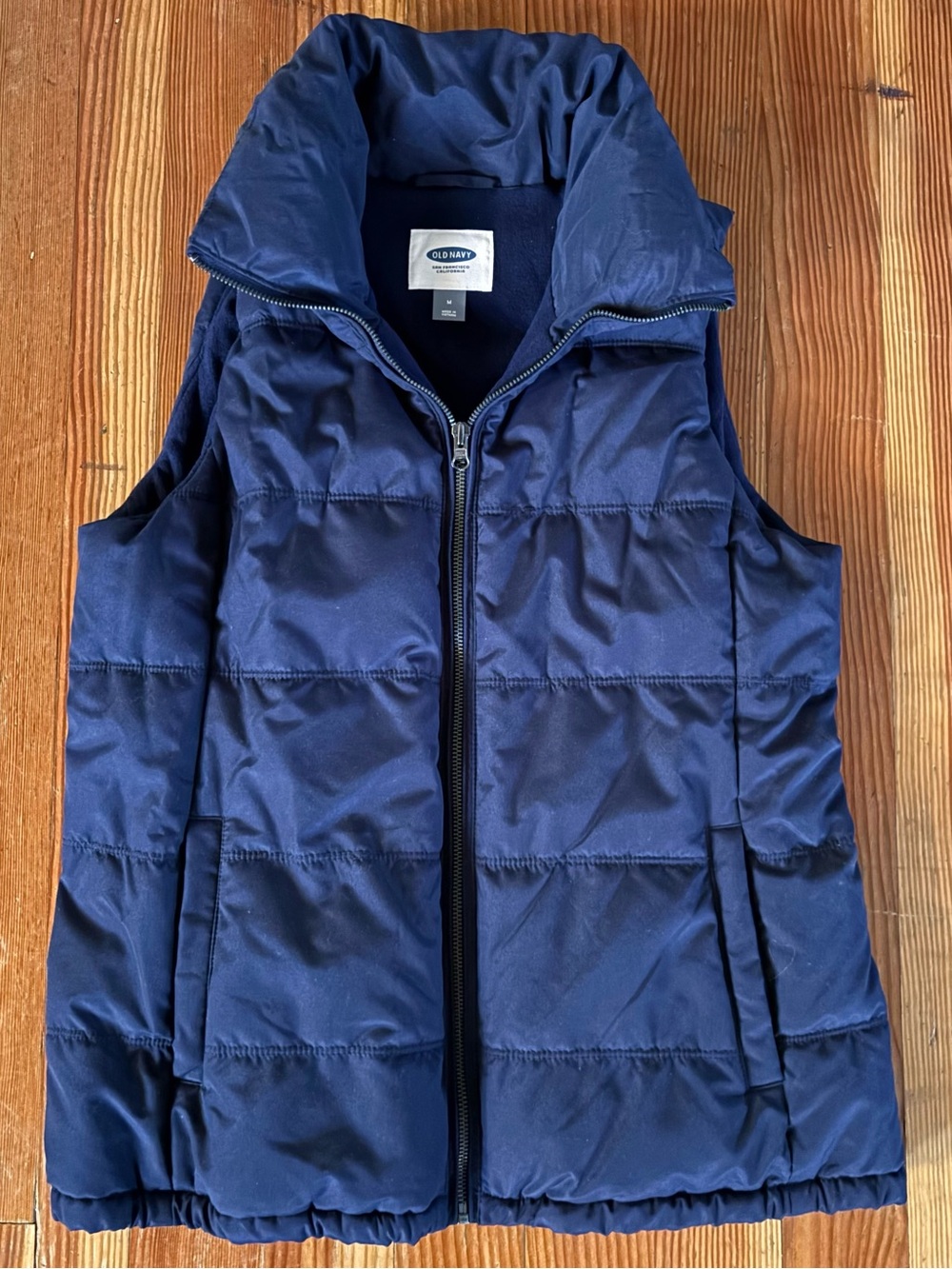 Old Navy Quilted Puffer Vest - navy blue women’s
